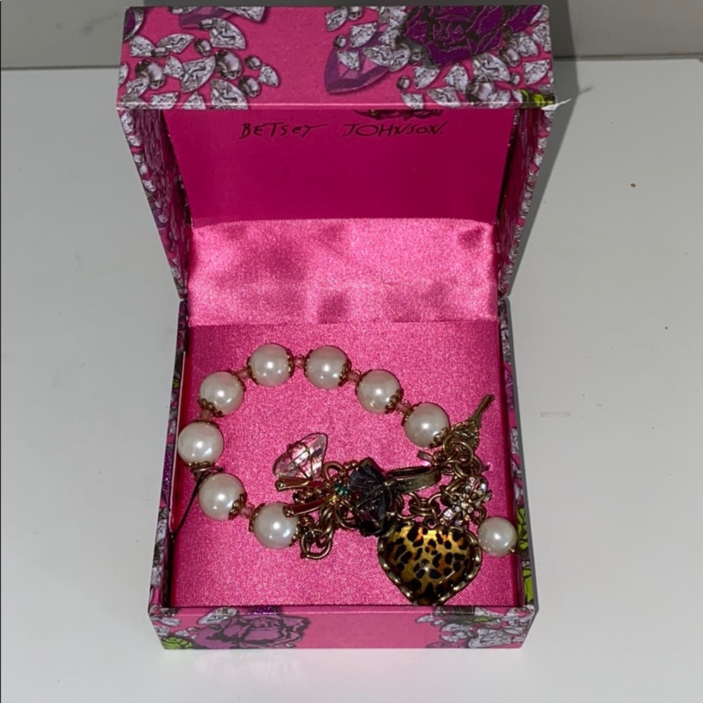 Brand new Betsey Johnson bracelet